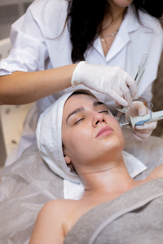 young-beautiful-girl-lies-beautician-s-table-receives-procedures (1)
